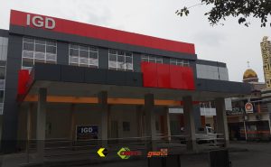 bangunan rumah sakit dengan acp
